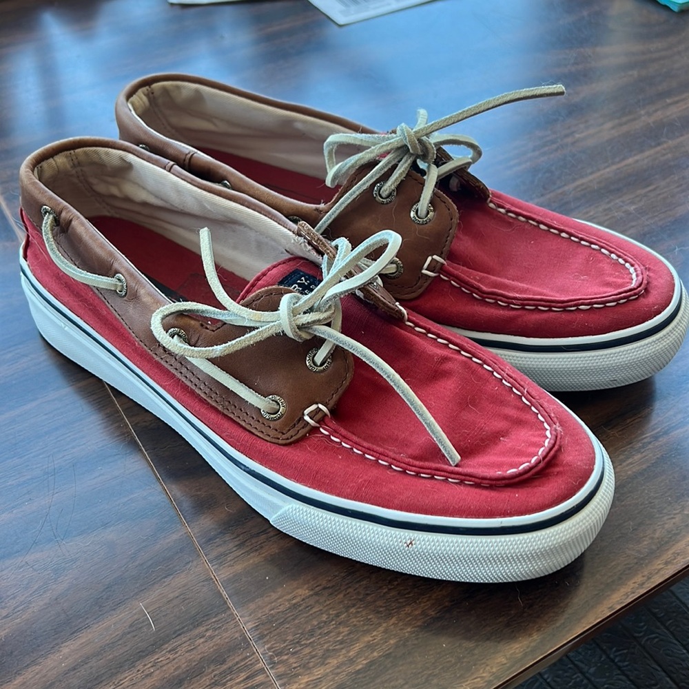 Sperry Top-Sider red boat shoes - preppy / nautical